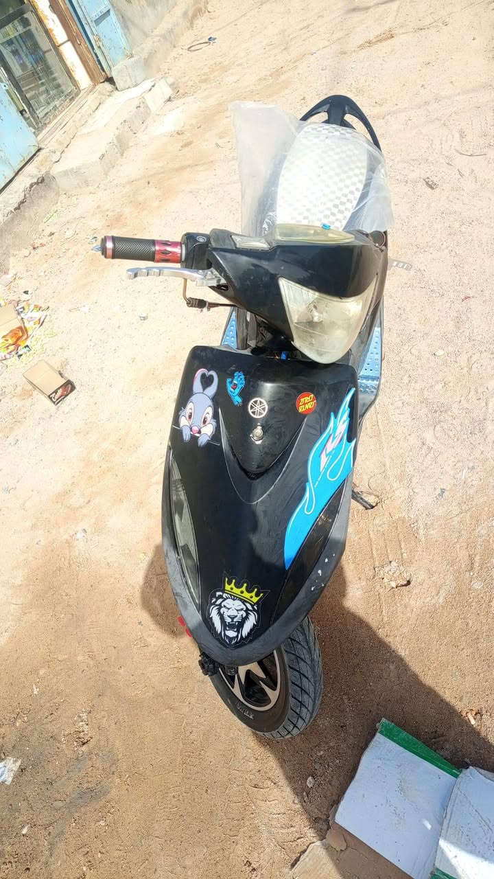 ماكس عدله للبيع مامفتوحه مثل ماهيه بالصورة نظافة فول السعر 700وبيه مجال المكان الهارثه ***********
