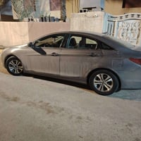 سوناتا • ٢٠١١ • أمريكي