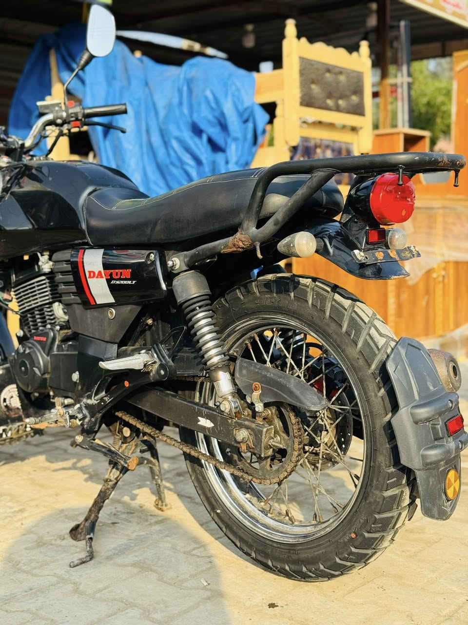 ياالله السلام عليكم ورحمة الله دراجه دايوان لايتي اوراق اصولي وكمرك 6اوراق دراجه مكفوله من التصليح بس التانكي بي خسفات فقط للبيع مكانهه المحموديه 
السعر 1300وبيهه مجال للشراي للستفسار 
*********** 
***********
