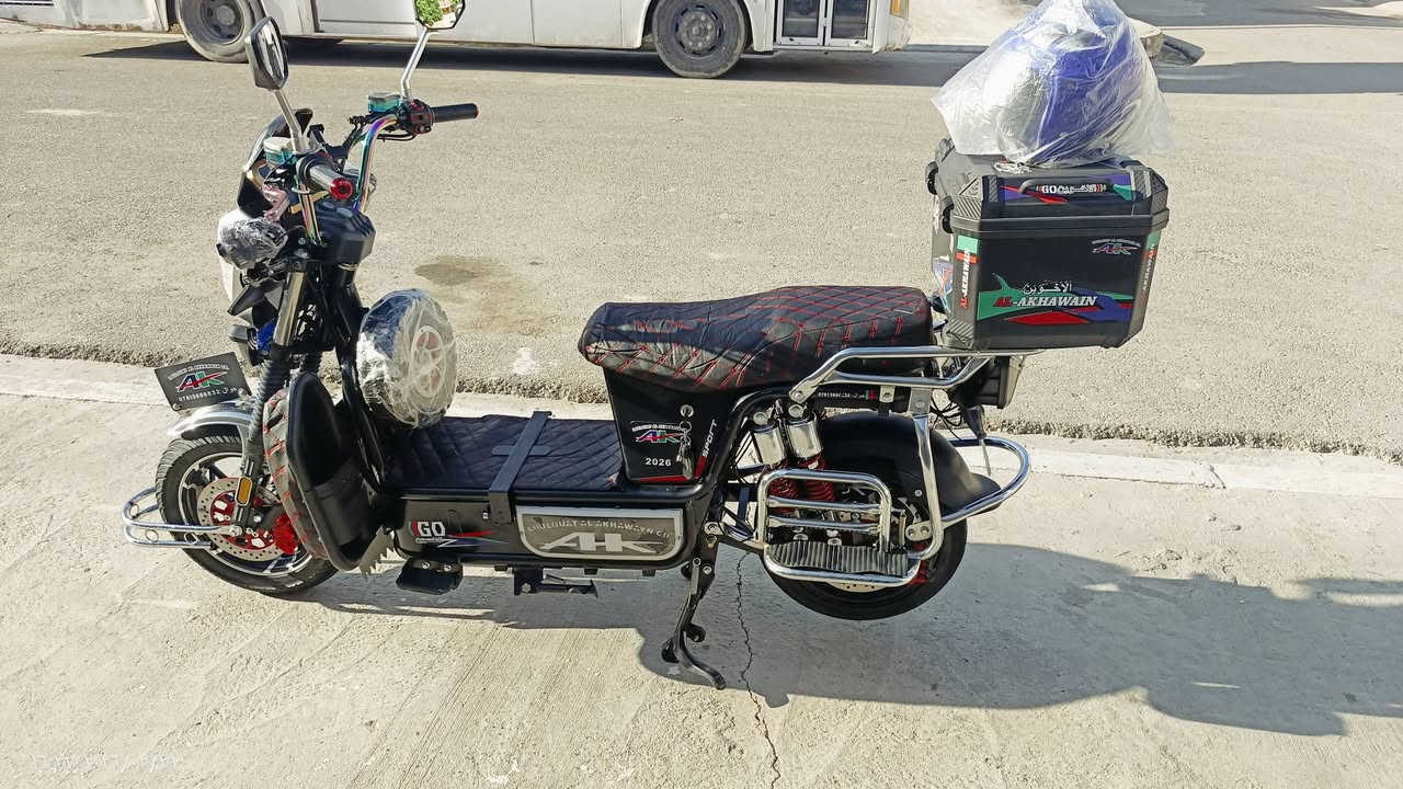 للبيع دراجه شحن الاخوين 2026 +خوذه +جادر +مضخم +شحنة) 860الف بيمجال شي قليل شراي تصال بدون مدهر) ***********
