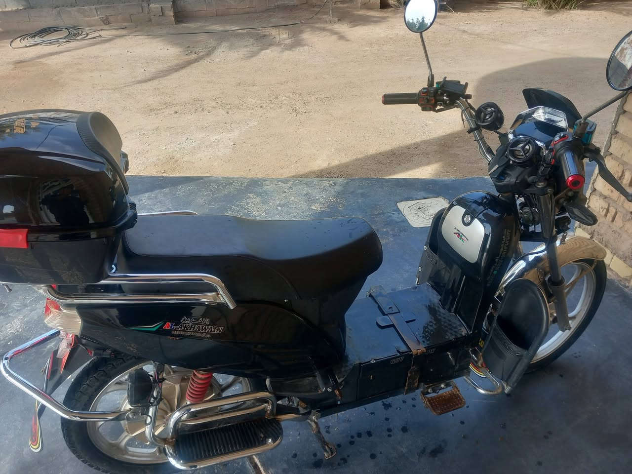 دراجة شحن هارلي الاخوين للبيع كهربائيات كلها شغالةو بطاريات جدد يقرن 10نظافة فول سعر 475و بيها مجال اتصال على رقم ***********
