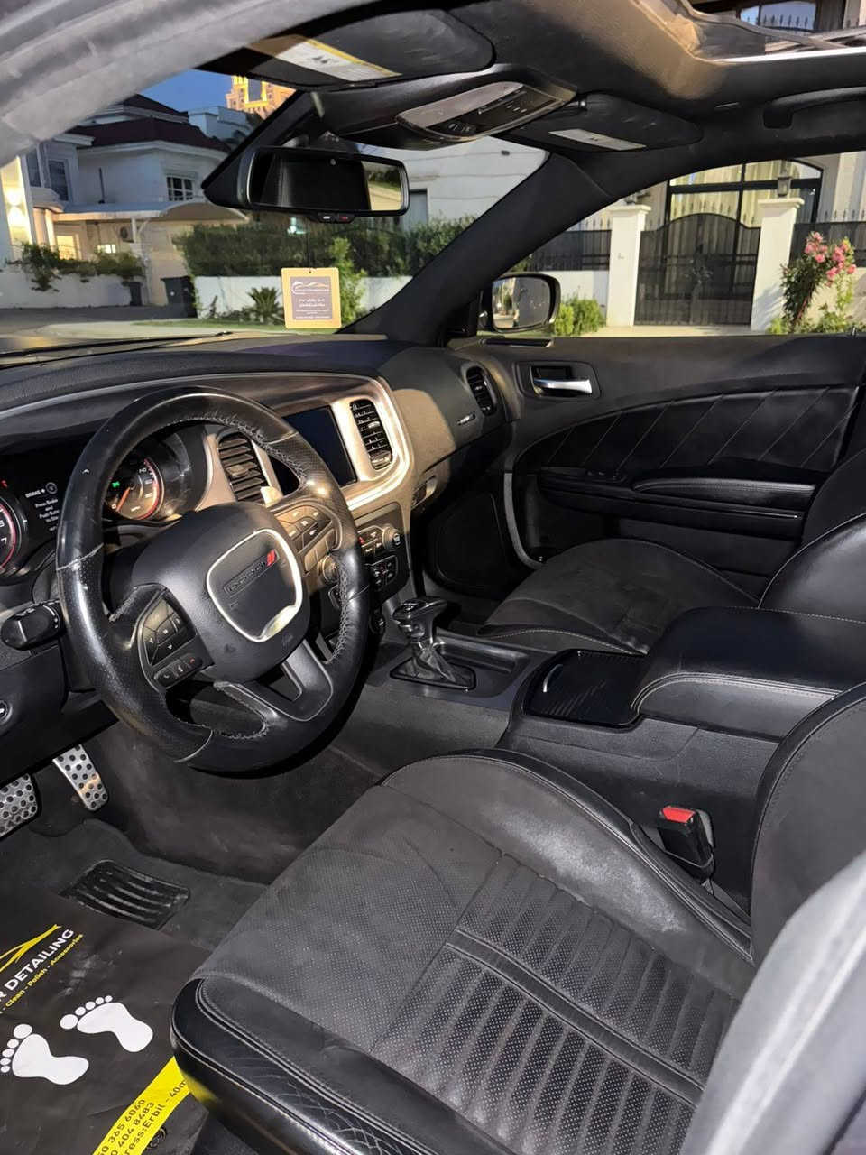 جارجر دايتونا 2018

Dodge Charger Daytona 2018

وارد أمريكي، فئة Daytona أعلى مواصفات.

المواصفات:
ماشي 86,000 كم حقيقي
كشنات تدفئة وتبريد
سكان تدفئة
سماعات Harman Kardon
بريك Brembo نفس Hellcat
تطريز داخلي خاص يختلف عن الـ Scat Pack

الصبغ:
بيها صبغ قطعة وحدة فقط
الصندوق مبدل بلادي
والباقي كله شرط

‏السعر: 22,000$
‏رقم الهاتف: *********** واتساب
