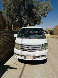 احمر • ٢٠٠٩ • مكينة وكير