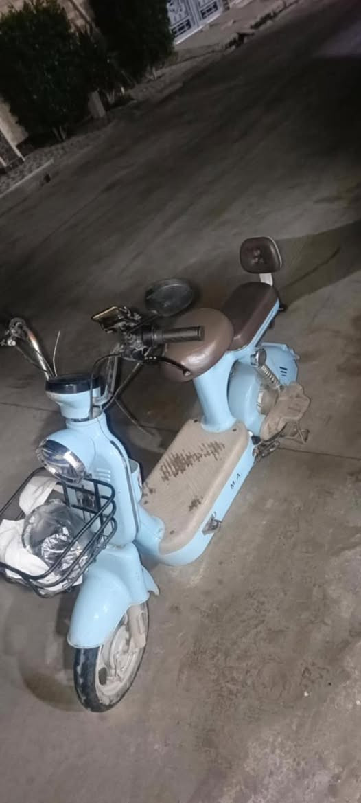 سلام عليكم مطور شحن ٤ بطاريات مطور شرط من كلشي سعرو ٢٠٠ وبي مجال حك جيتك شراي يخبرني عل رقم او يجي خاص ***********
