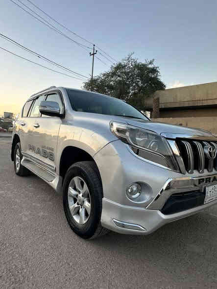 مستعجل على البيع وماكو هيج سعر
لاندكروز برادو 
السونار مرفق بلصور 
👇👇 وتفاصيلها 👇👇
            رقم بغداد 
           موديل ٢٠١٠ محدث ١٨
          ٤سلندر ٢٧٠٠ 
              كير اوتو 
             تخم تاير 
          تبريد شغال ثلج 
محرك وكير وحداديه خير من الله 
السيارة بيهه إضافة شاشة حجم كبير   وبصمه ونظام تشغيل عن بعد 
مكان السيارة العامرية شارع المنظمه 
     السعر ١٨٨ ورقه والشراي يدلل  
***********
***********
