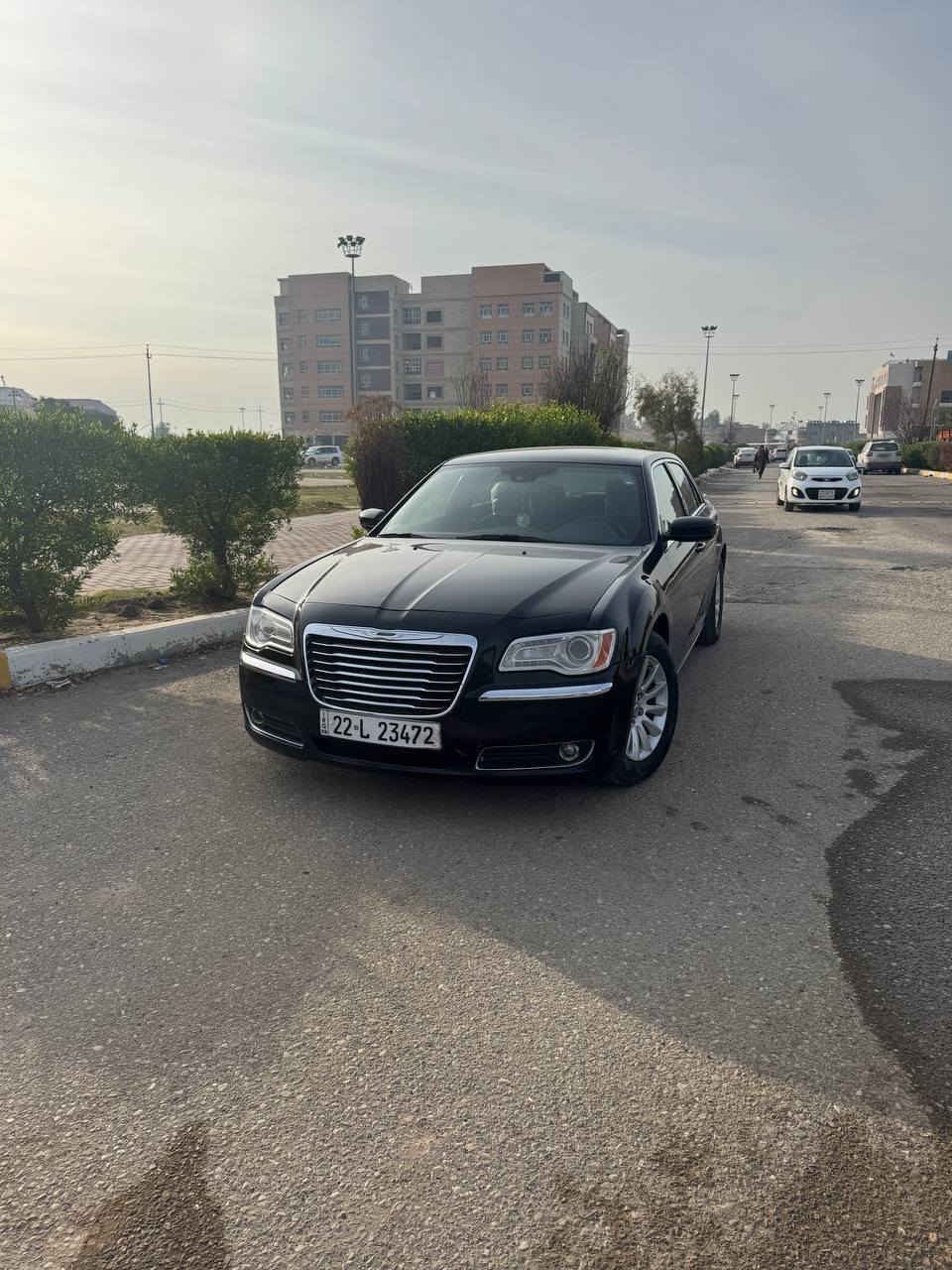 اوباما 2012 كلين بدون ضرر بدون قطره صبغ بيها رصعات بسيطه  على باب السائق  ...موصفات عاديه كير عصا ما مشتغله خط استخدام شخصي ماشية 175 ميل...رقم اربيل سنوية جديده هزه جديده تايرات جدد..دفتر بانزين بيها سعر 180 وبيها مجال بسيط عنوان كركوك *********** كركوك, العراق
