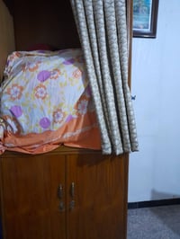 نضدة خشب قيم واخذها  بغداد حي العامل 07808205632