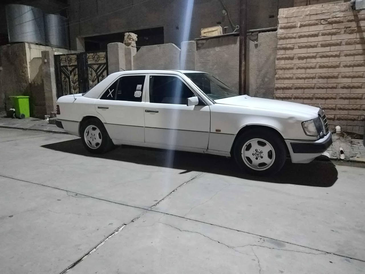 مرسيدس دب88 مكينة بطة
سنوية لغاية 2028
مكينة وكير مكفول + السيارة جاهزة
قواعد دبلات معمرات
السعر45$وبي مجال بسيط 
للشراي فقط ***********؟ رجاءاَ
