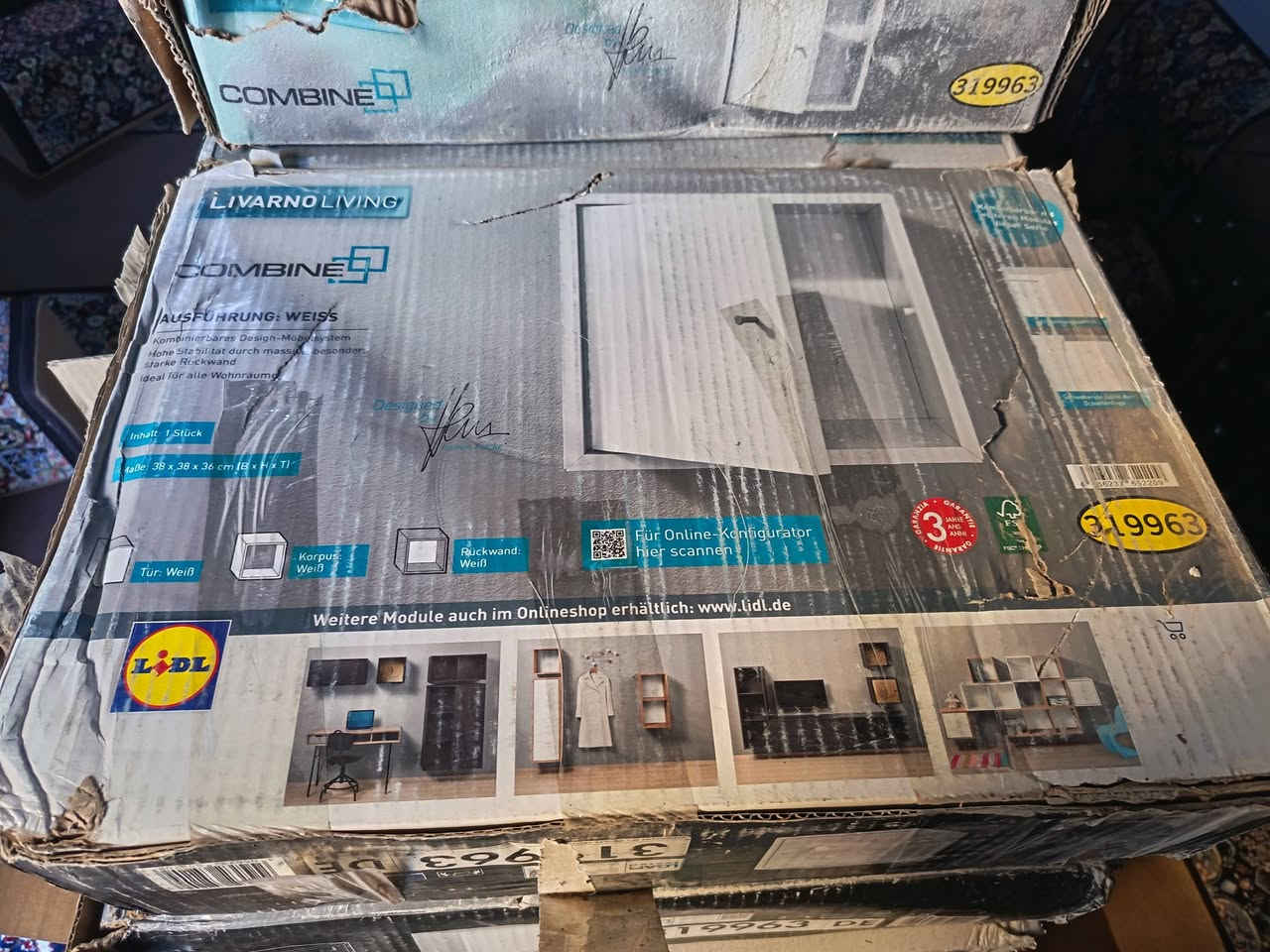 السلام عليكم قطعه بهالشكل
متوفر كميه جديد بالكارتون انت تفتح وتشد بي كتلوك القياس 38 سم مربع نزال 35 سم سعر القطعه 12 الف واذا شلعه السعر يختلف 
***********
مكاني كربلاء
