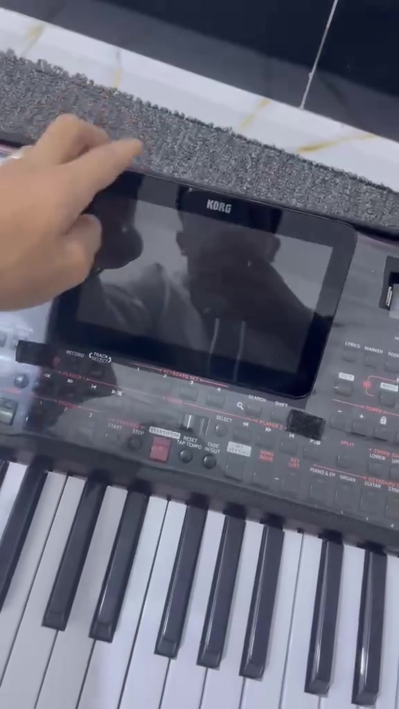 للبيع كورج pa1000 نظيف جدا نظافته
٩٠ ٪  ما مفتوح مكفول من اول دكمه لاخر دكمه مع برنامج 2026 وحافظه وجنطه الشراي يجي خاص ويدلل ***********
مكاني واسط
