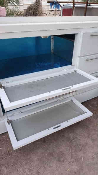 كاونتر مرمر فصال 
 اربع امتار ونص... سعر 425
توجد خدمة توصل بكرو
الشراي يراسل الصفحة أو يتصل *********** أو وتساب
