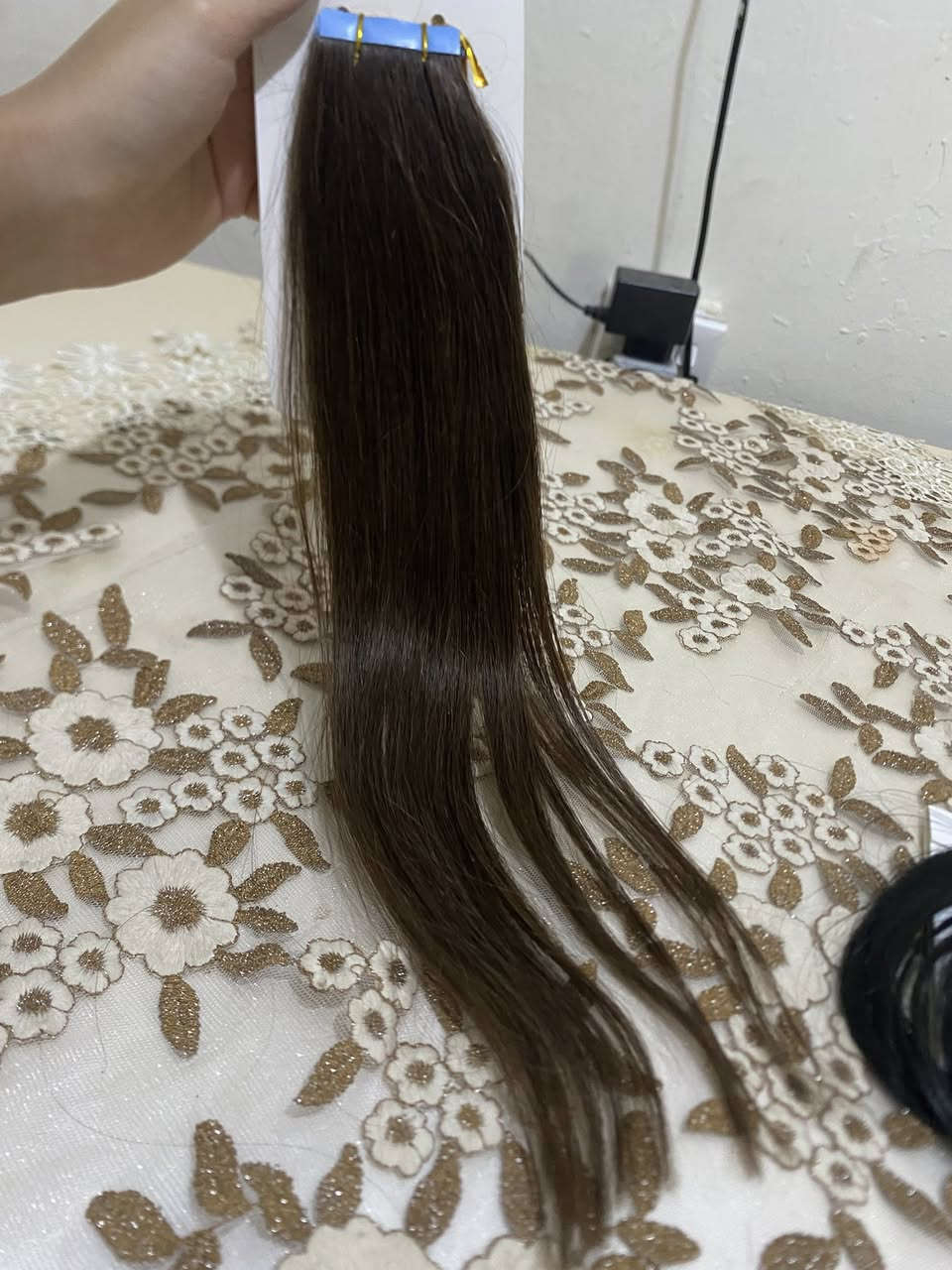 اكستينشن لون بني فاتح الطول مالته 36cm شعر طبيعي  متوفر 3قطع الي تحب تاخذهن اتراسلني خاص


**إذا كنت صاحب هذا الإعلان وتريد حذفه لأي سبب، رجاءا أرسل رسالة إلى الدعم الفني**