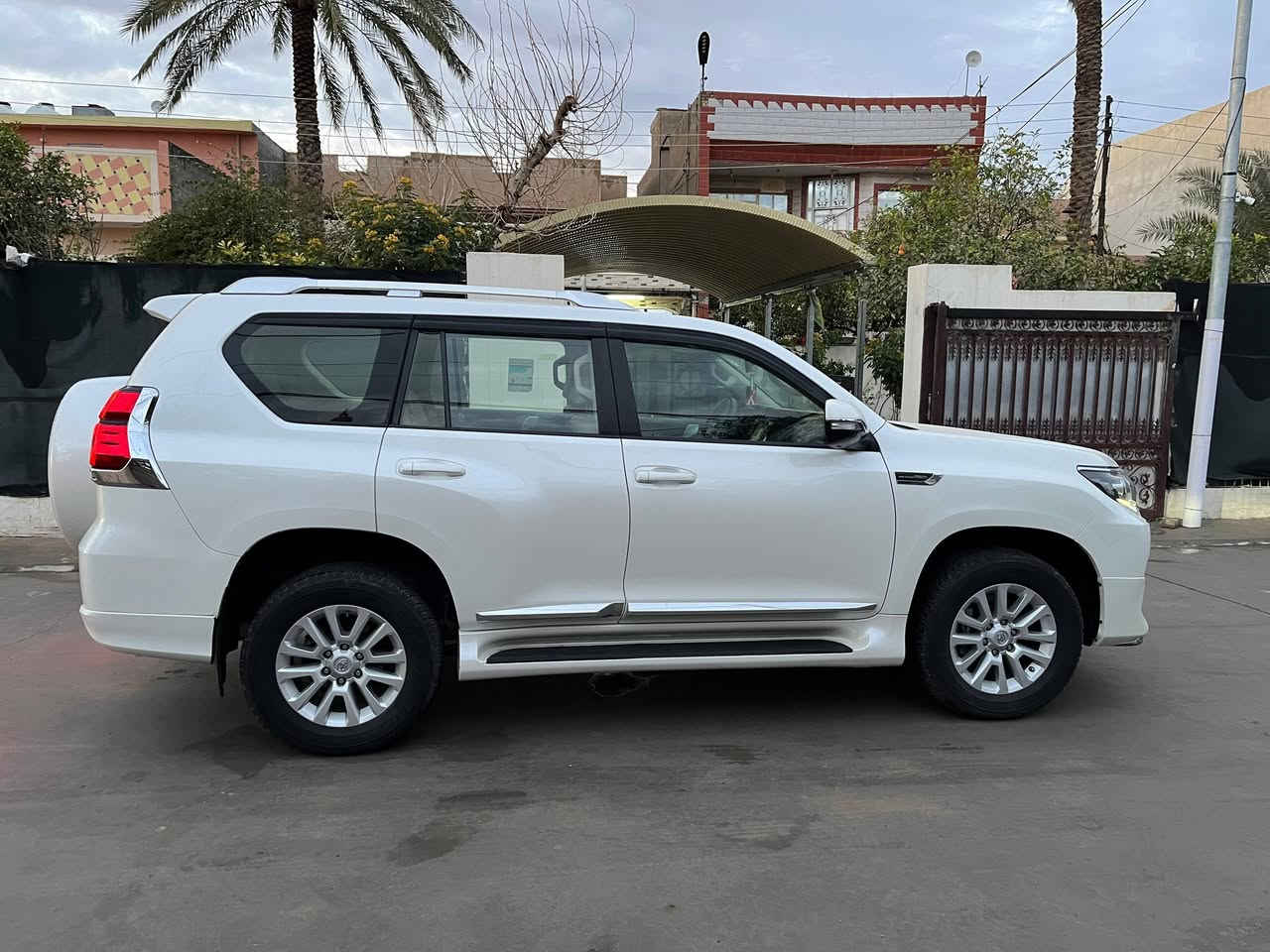 السلام عليكم
تويوتا برادوTX.L2019 فول مواصفات وكالة SRS ساس محرك 6
سلندر V6 لون ابيض كفالة من الصبغ
السيارة ماشية 77466KMالف حقيقي جديدة جداً رقم بغداد
بارد بيه شبر فقط
المواصفات :
لايت زنون داينمك متحرك
لد نهاري
زراك لايت
شاشة كبيرة + كاميرا
كراسي كهرباء 2
فتحة سقف
دبل تانكي
كشنات جلد بيجي
صمة
ثلاجة
تحكم ستيرن + كروز سرعة مانع انزلاق و فور ويل 4x4
شاحن وايرليس
تبريد 3 قطع + تبريد شاشة
مري شفط
شغيل عن بعد
السيارة مشالله امامكم نظيفة جدآ مال بيت العنوان:ديالى بعقوبة
بااسمي .. رقم الهاتف ***********
السعر415 ورقه يعني( 4شدات و15 ورقه)
