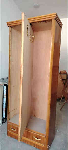 غرفة ٦ أبواب الملحق ام الدنك تزكام درجة أولى صاج داخل وخارج حتى الضهر صاج جرجوبة غرفة روعة السعر ٧٥٠ مكاني بغداد الشعلة هاتف *********** وبيه واتساب
