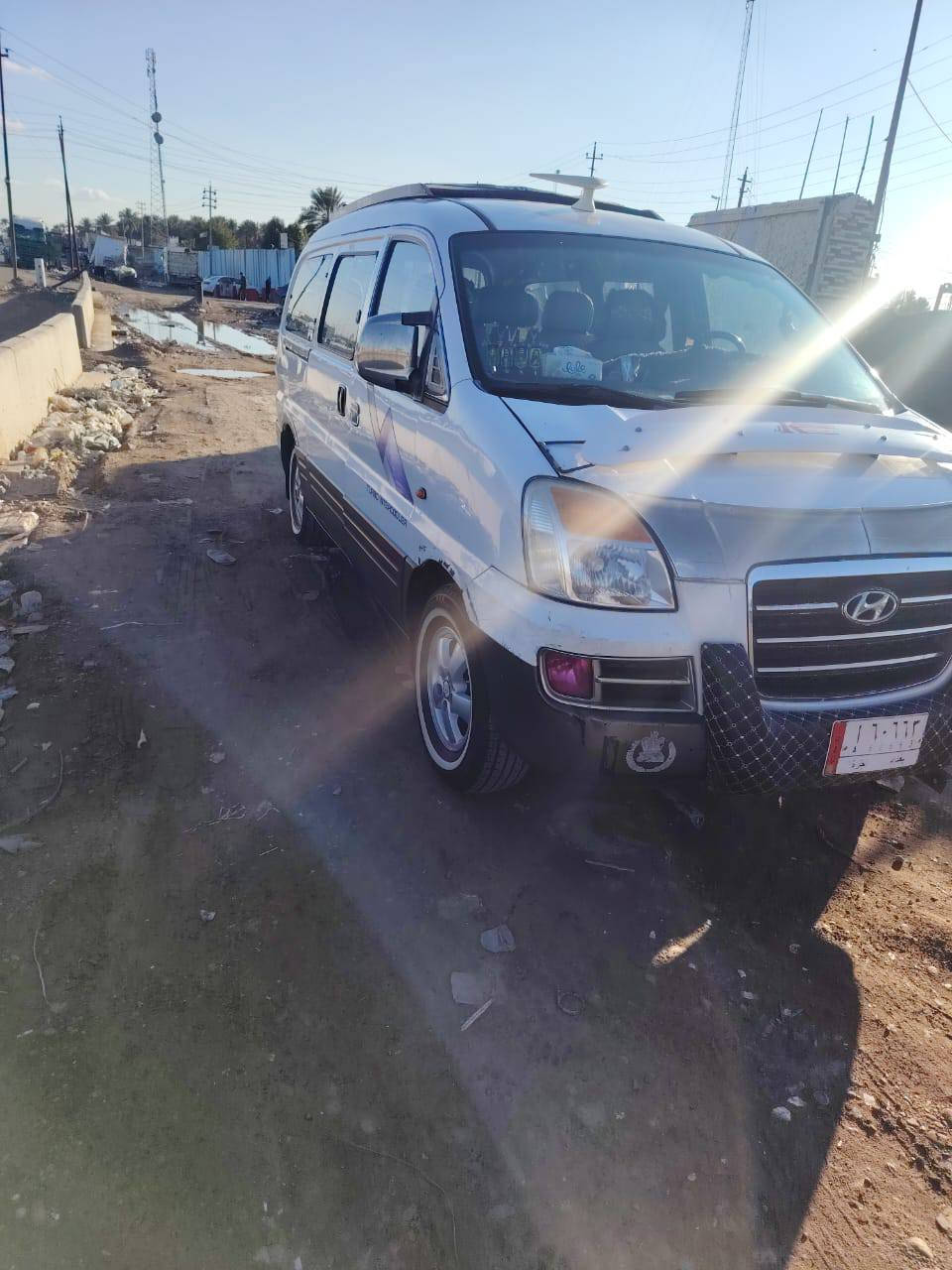 ا
السلام عليكم 
ستاركس 2007 اصل ام شوارب سيارة جاهزة 
مكينه كير اكسل شواصي تخم تاير كفاله رقم بغداد 
سيارة جديدة معنه الكلمه كبل للشارع 
لاتصال ***********
