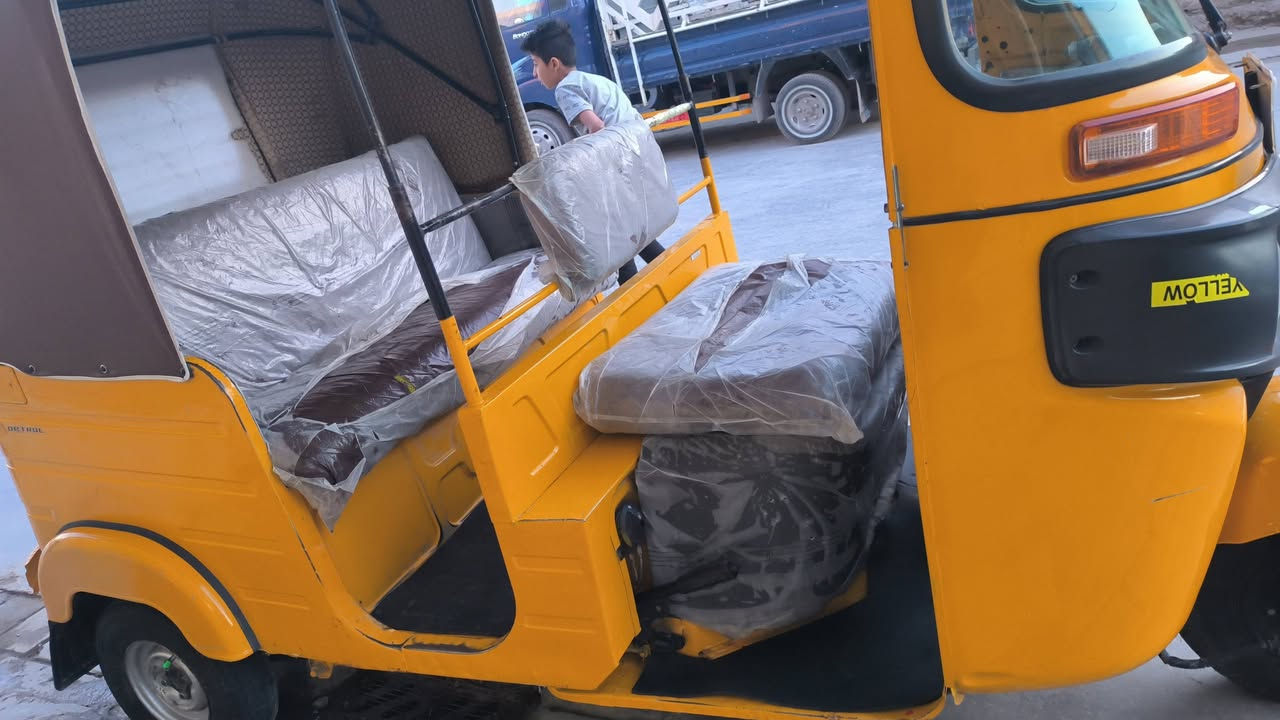 سلام عليكم تكتك للبيع موديل 19  تكتك خير من الله الشراي ينتصل ***********
