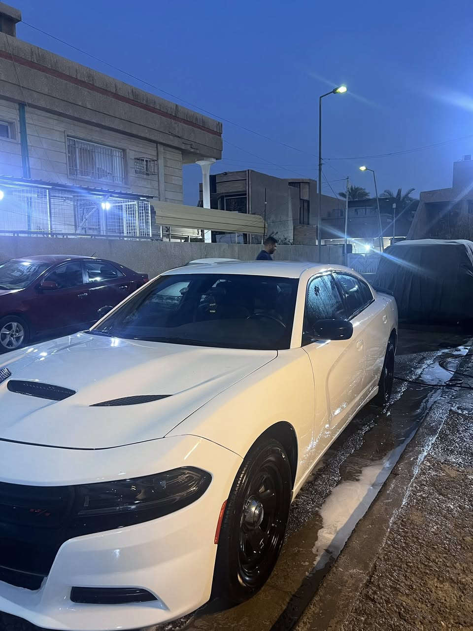 للبيع
جارجر بوليسي دخول جديد 2023
 رقم بغداد ب اسمي
هيمي 5700
مواصفات عادية
السيارة ماشية 2000m
حادث امريكا موضح ب الصور 
بابتين وبنيد تبديل لون 

وهنا ب العراق انطخت ونصبغو بيبان السكن على كد شبر 
السيارة بيهة نقوصات بسيطة مجال ماعندي اكملهم

السعر 207 وبيهة مجال بسيط 
 مكان السيارة بغداد زيونة 
***********
