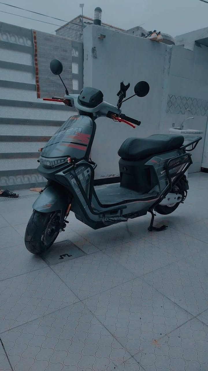 دراجه شحن ٦ بطاريات موديل ٢٠١٦ وضع شركه جديده سعر ٧٥٠ وبيه مجال عنوان ديالى ***********
