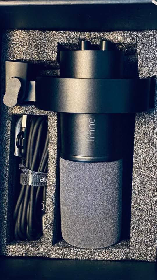 سلام عليكم
مايك k688 fifine 
جديد ما مستخدم 
فقط فحصته و اريد ابيعه
سعره 50 الف 
مكاني ديوانيه و يوجد توصيل


**إذا كنت صاحب هذا الإعلان وتريد حذفه لأي سبب، رجاءا أرسل رسالة إلى الدعم الفني**