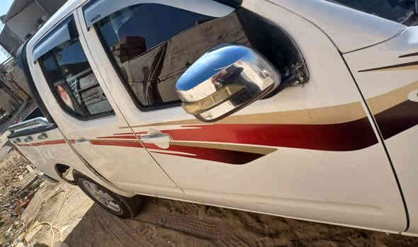 السلام عليكم
نيفاره موديل 2011 محور 2500 بيها ضربا بالتكمه من جهت السايق السعر 65 وبيها مجال للبيع والمراوس للإستفسار اتصل على الرقم ***********
