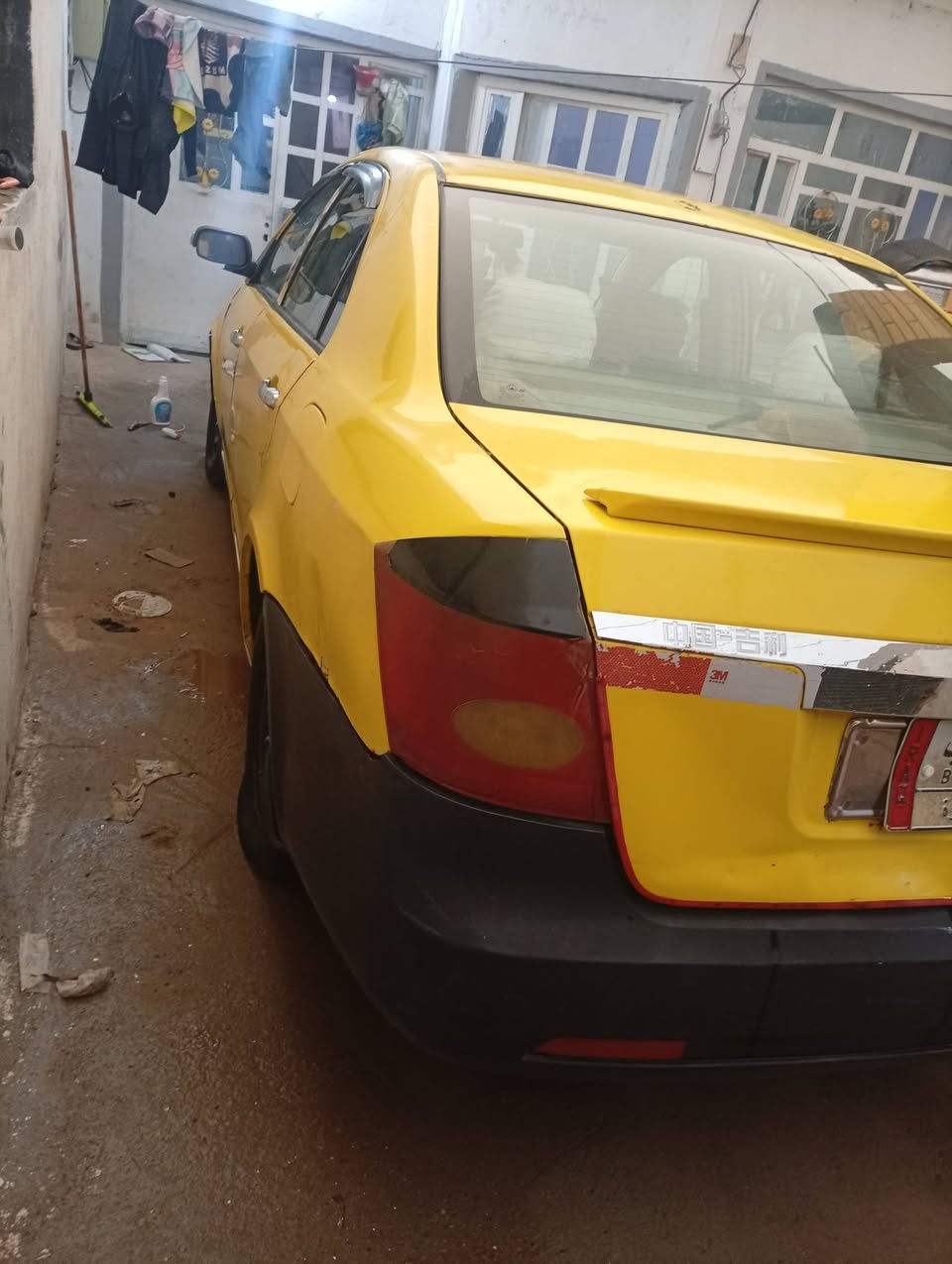 السلام عليكم موديل 2010 سياره حلوه جاهزه خير من الله شادلها جير ومحرك بالكيس لا صرف ولا بخار باتري جديد كهربائيات كلها شغاله بيها خربطه بسيطه بالكهربائيات مكان ديالى الخالص السعر 28 بها مجال قليل مطلوبه غرامه 500 تنزل من سعرها ايام صفره ***********
