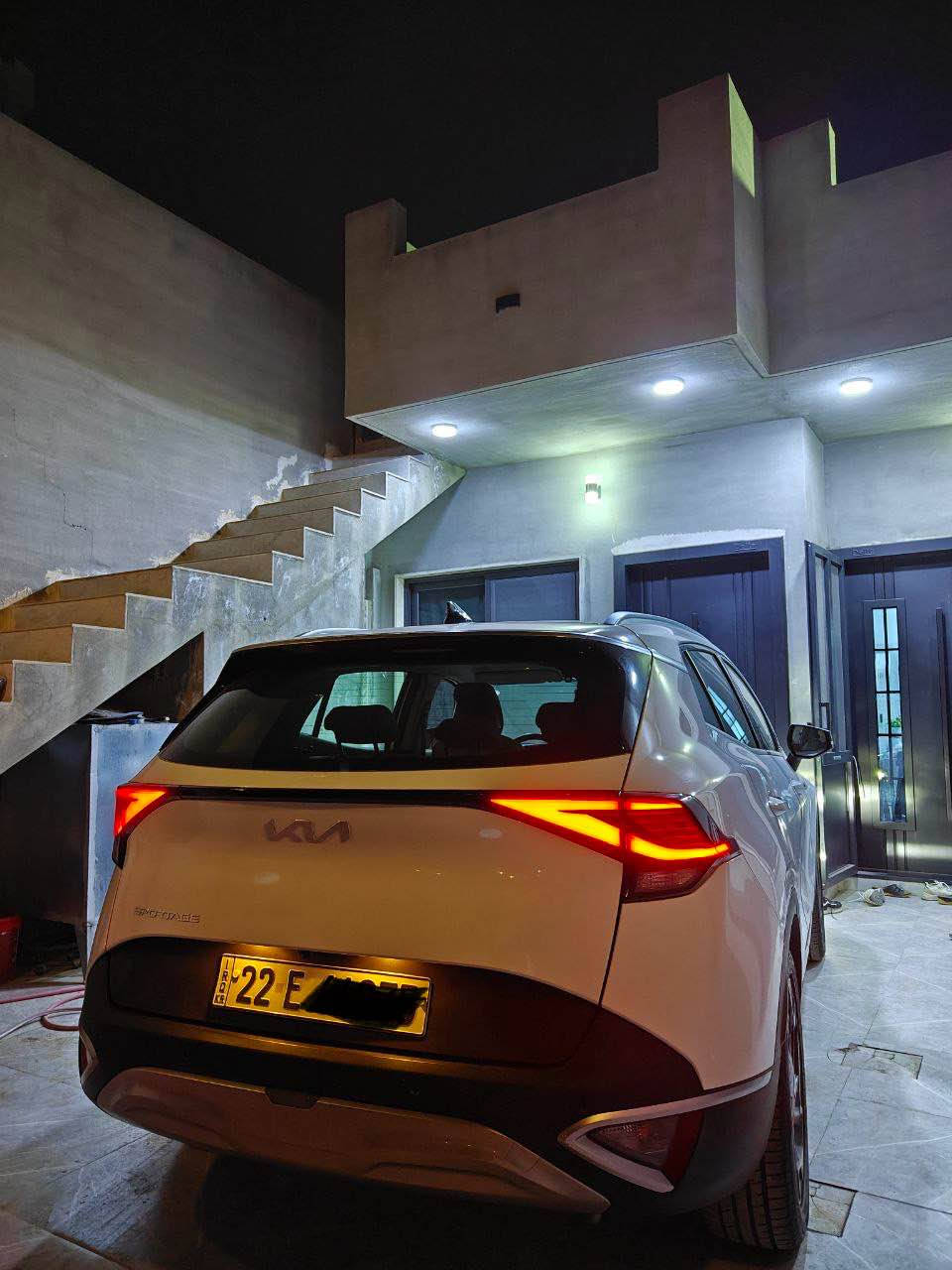 كيا سبورتج 2023 خليجي 

الفئة : نص فول

الممشى: 32.000km

السيارة كلين مكفولة من الدعامية للدعامية

مواصفات 

بصمة تشغيل

بصمة ابواب 

تشغيل عن بعد

أنظمة قيادة

لايتات امامي وخلفي لد زينون 

كشافات امامية وخلفية

حساسات امامي وخلفي

كامرة خلفية

عداد إلكتروني 

شاشة جبيرة

تحكمات استيرن 

ويل كروم حجم 19

نظام ترحيب

داخل اصفر

داخل بيانو

تبريد قطعتين

دخول ذكي

المحرك 2000 دوش 

رقم اربيل الجديد 

سنوية هزة كلها جديدة سيارة باسمي شرط التحويل

ملاحظات : الكير والمحرك وضع شركة مامفتوح 
العدة مال سيارة كاملة دهن جديد سيارة بدون قطرة صبغ 
مكفولة كفالة عامة 

مكان سيارة كركوك 

السعر : واتساب او اتصال 

*********** كركوك, العراق
