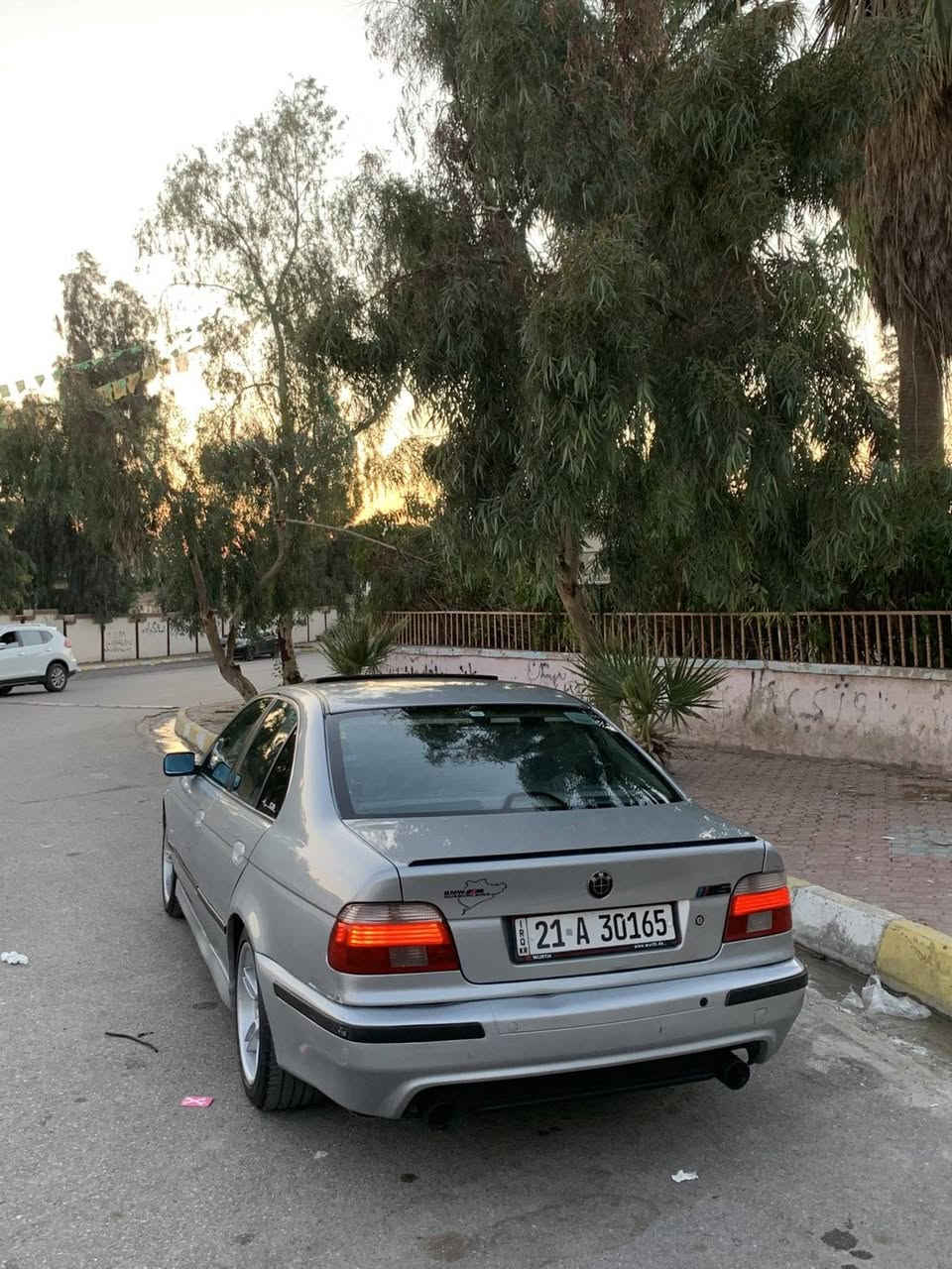 سلام عليكم بيم صقر للبيع بلاد كير عادي
موديل 1996 سياره جاهزه ونضيف 

شرط كير محرك سنويه جديد لحد 2029

شرط تحويل فقط صبخ عام جماليه سعر 77وبي مجال قليل ***********
