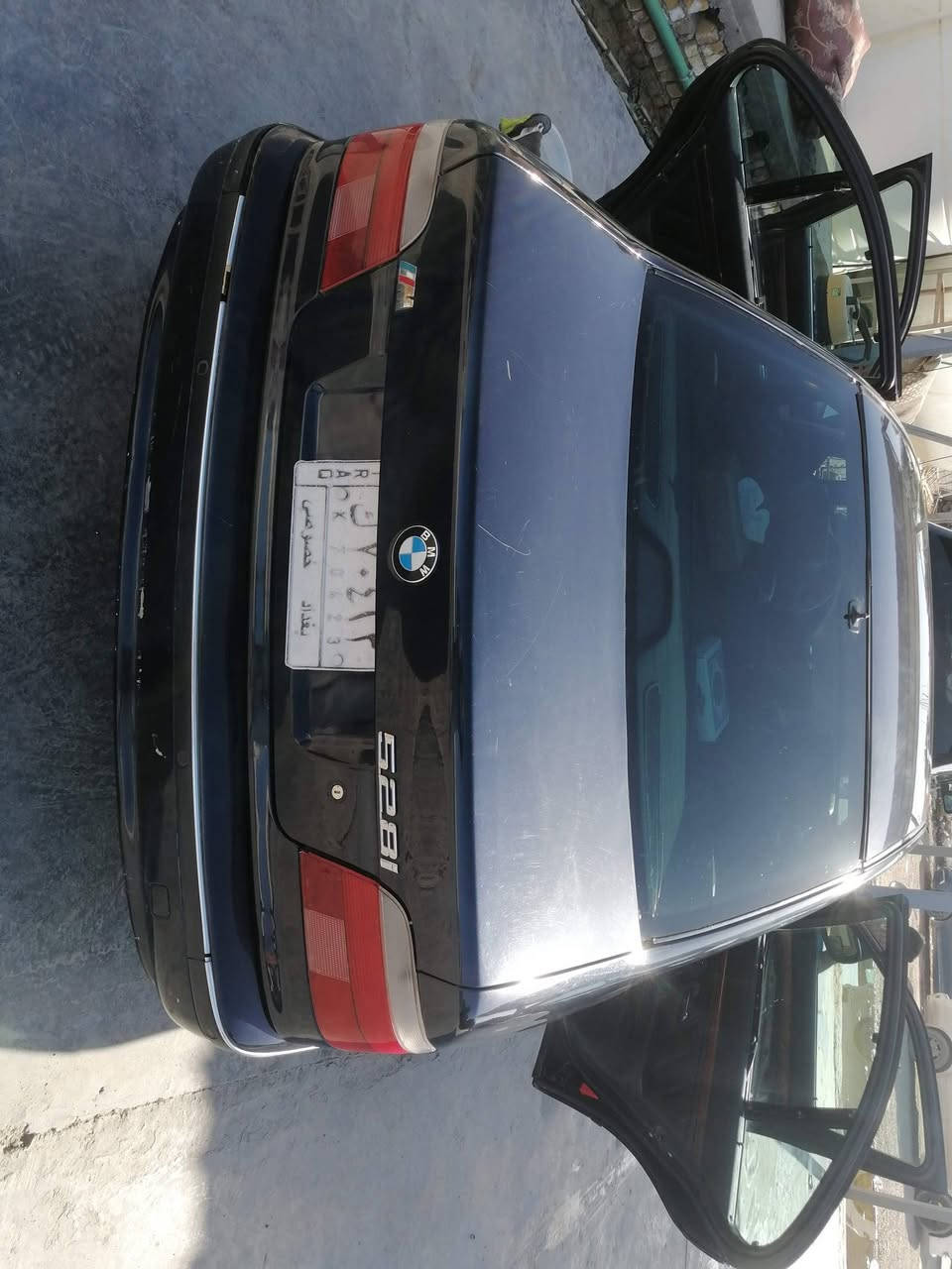 BMW صقر للبيع
موديل ٢٠٠٠
٥٢٨ 
مسكر دبل فانوس ٦ 
محرك ٣٠٠٠
السعر ٨٥ و بيه مجال
العنوان طويريج 
***********
***********
