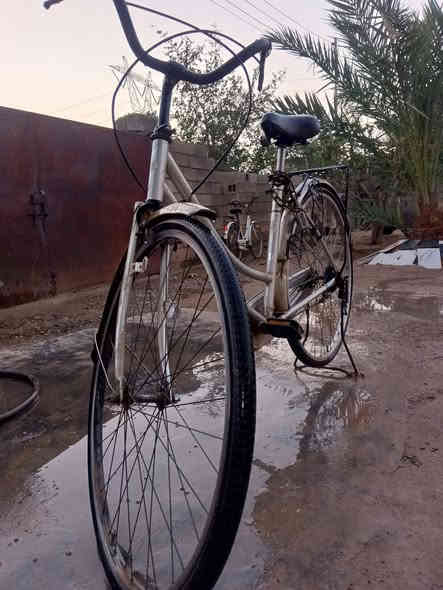 سلام عليكم باسكل لبيع حجم 27الباسكل متروك صارلة شهرين  باسكل بلادي كلشي بيه شغال  المكان ديالى لاستفسار ***********
