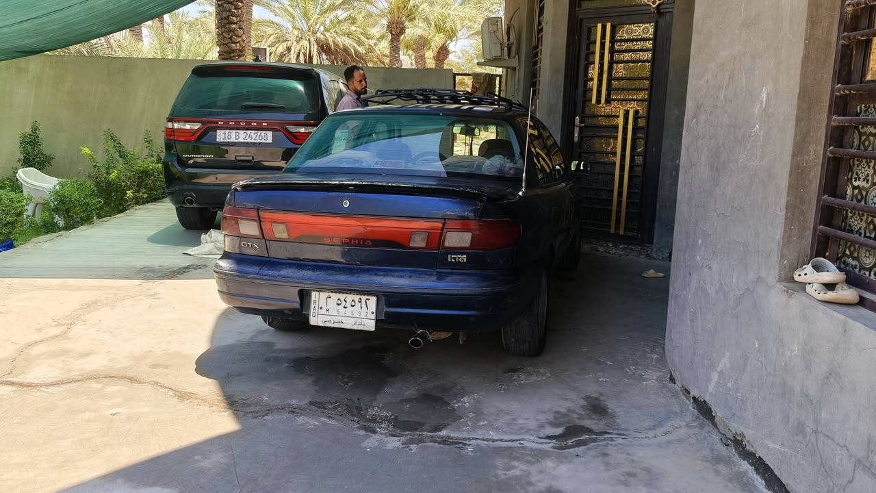 للبيع كيا سيفيا 1993 مكفوله من الضربه والتبديل كدامك الگشر كلشي مامبدل بي ع البلاد مكينه 1600 كير ومكينه واكسن وبور ومشط بل جيس السياره رقم بغداد مكينه خير من الله لا تنقيص لا تبخير لا تنضيح خير من الله للبيع السعر 30 وبيها مجاال  قليل للستفسار ***********
