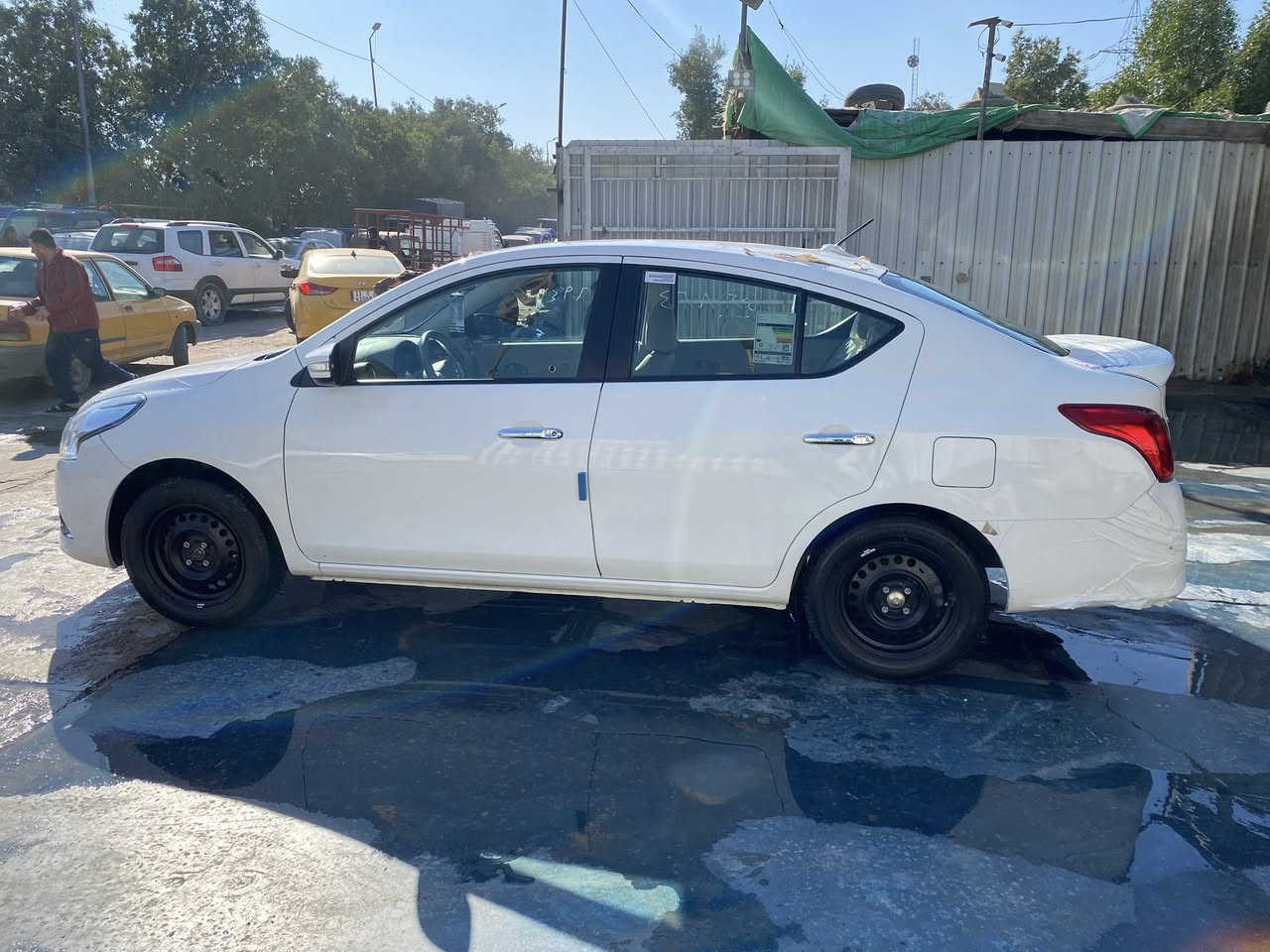 السلام عليكم نيسان سني النوع مصري للبيع او مراوس ب النترا 2020 فما فوق 
موديل 2025
الرقم أربيل 
عداد الممشى 17000 
مكفوله عدا الجاملغ الخلف السايق ربع من عنده بي صبغ 
رقم الهاتف ***********
