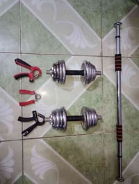 للبيع شلع ب٦٠ زوج دمبلص ٣٠ كيلو و٣ مقوي اعصاب وبار عقلة ينضب بالحايط ب...