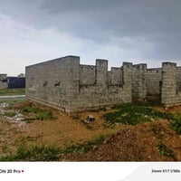 امام عباس • خلف الاذاعه • ٢٠٠م