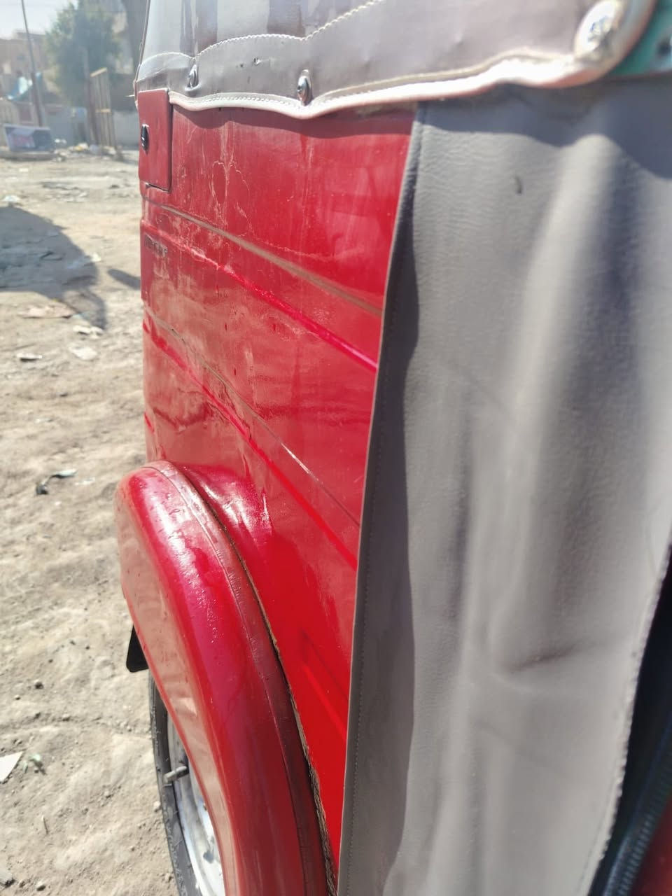 سلام عليكم شباب تكتك لبيع 2018شهر  12تكتك جديده حلوه مكفوله من تبخير وتنقيص رقم وسنويه بغداد السعر ب 4800بيه مجال مكاني بغداد الكماليه ***********
