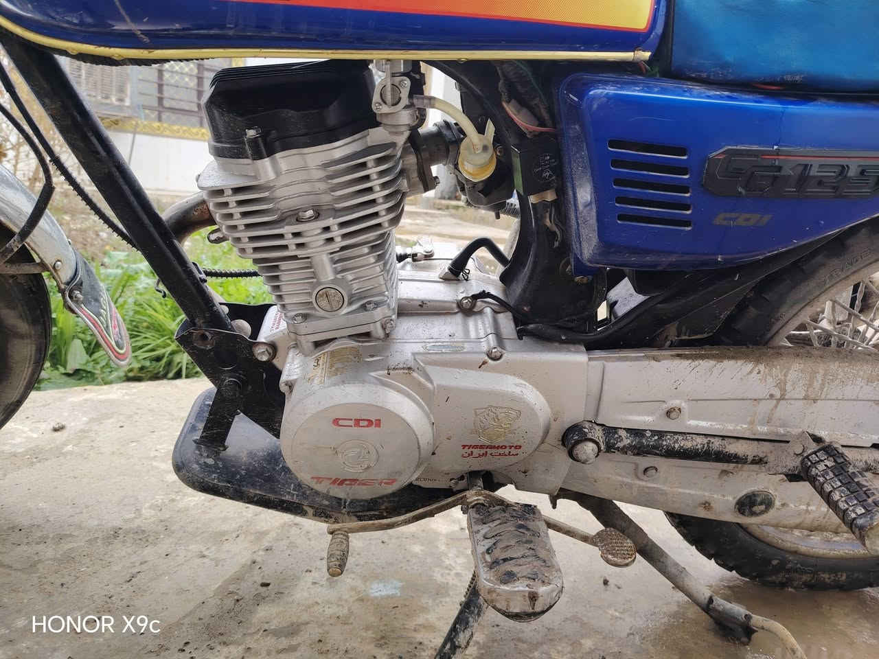 تايكر 2020مامفتوح شرط كلشي بيه شغال بس بيه اسم دخان السعر 450وبيه مجال العنوان موصل الايمن حاوي الجوسق *********** 
***********
