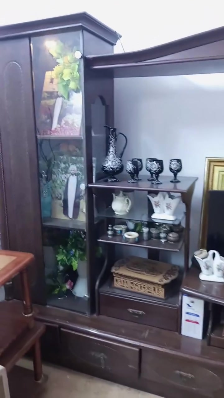 معرض للبيع خمس قطع بيه اناره السعر 150
نهايته مكاني الحسينيه هاتف وتس اب ***********
