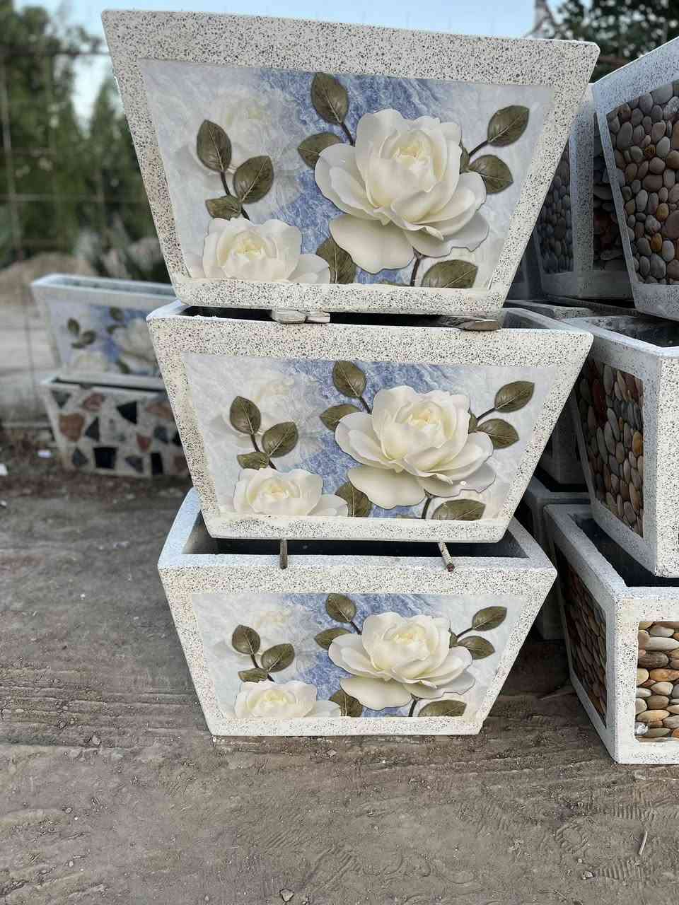 بسم الله ما شاء الله 🌿✨
جلسه خارجيه با لون جديد لمسة جمالية رائعة تضيف سحرًا وأناقة لأجواء المكان  💧مصاطب جلوس بورسلين ضمان 4سنوات ***********🌹***********
