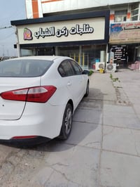 السلام وعليكم كيا سيراتو موديل 2014 خليجي محرك 1600 رقم بغداد السعر 12...