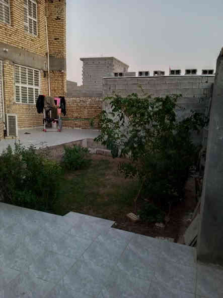 بسم الله الرحمن الرحيم
دار للبيع مساحه 300م حي الحريه الاول 
رقم العقار 866
بناء حديث درجة اولى جاهز من جميع حوانبة 
***********
***********
#مكتب_انوارالمنتظر_للعقار
