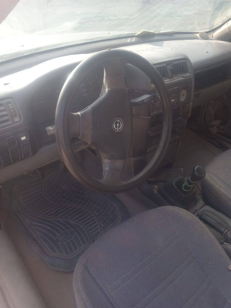 اوبل فكترا رقم نجف راعيها موجود نواقصها كهربائيات ابطاين بيبان.. مكينه شغاله محرك كير السياره شغاله.. السعر ١٥ ورقه وبيها مجال تواصل خاص او عل رقم ***********
