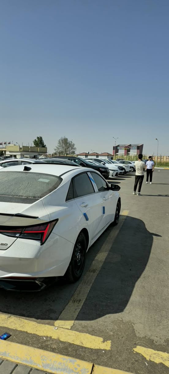 السلام وعليكم النترا ٢٠٢٢ خليجي 
كفاله ما عده قطعتين
فول مواصفات مكينه 2000 
مال اقصاد استقطاع مباشر 
وكاله عامه 
السعر 160 
للاستفسار اتصال على 
***********
*********** البصرة, العراق
