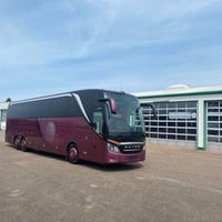 الخميس • النجف الاشرف • باص سياحي