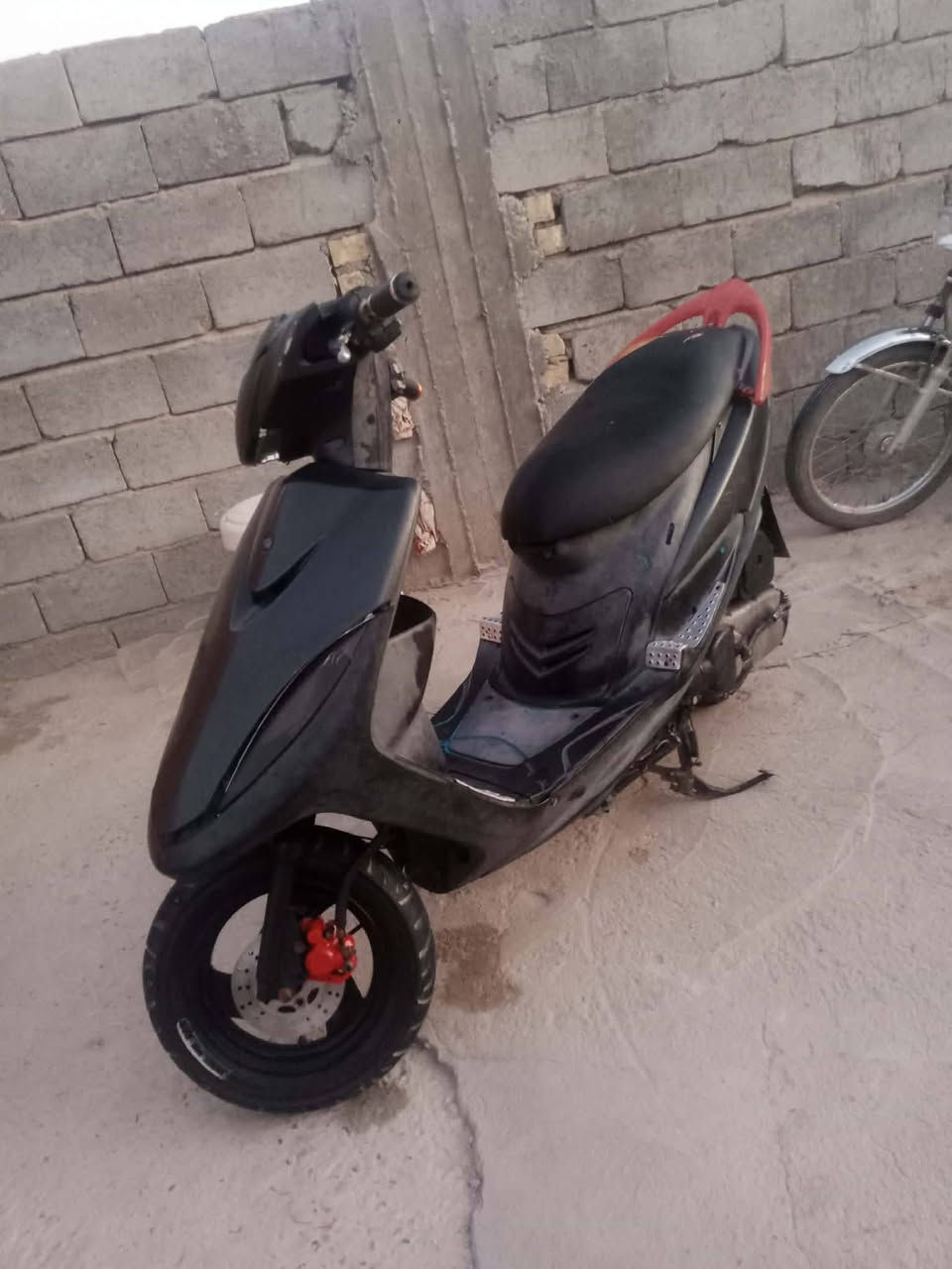 دراجه ماكس عدله للبيع السعر 350وبيه مجال
*********** المكان حله قضاء القاسم للاستفسار
