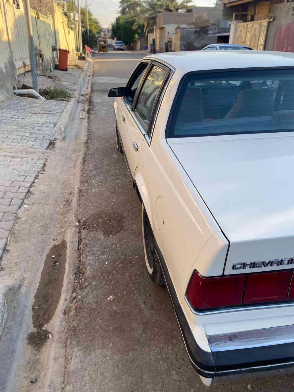 السلام عليكم
سلبرتي للبيع او مراوس
السياره ع وضع الشركه
مكفوله من الدعاميه للدعاميه
كير مكينه صدر تبريد كله كفاله
السياره جارده ونصبغت جماليه قطره معجون مابيها
شاشه كامره
تخم تاير خط ابيض جديد 
باتري جديد
كهربائيات كلها شغاله ع وضع الشركه
باسمي تحويل ثاني يوم
للعلم دوشمتها البلاديه جديده واخاف عليها وغلفتها
للاتصال ع الرقم
***********
