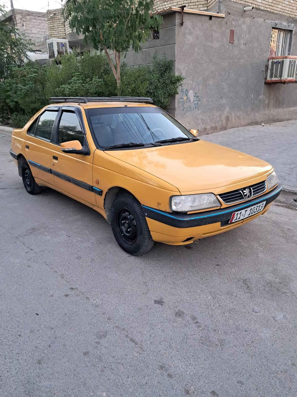 للبيع بيجو روى موديل ٢٠٠٨ داخله هزه مصفره هيهة وغرامات رقم نكليزي سنويه جديده مكينه وكير فور اكس ياباني وعقل وضفيره وكسل كارينه محور ماكو ونه سرعة مفتوحة تبريد شغال ثلج صدر امامي وخلفي جديد كهربايات كل شغال سياره بلاديه لاضربه ولا صبغ شواصي نضاف شراي يخابر ***********شرط التحويل مكاني بغداد
