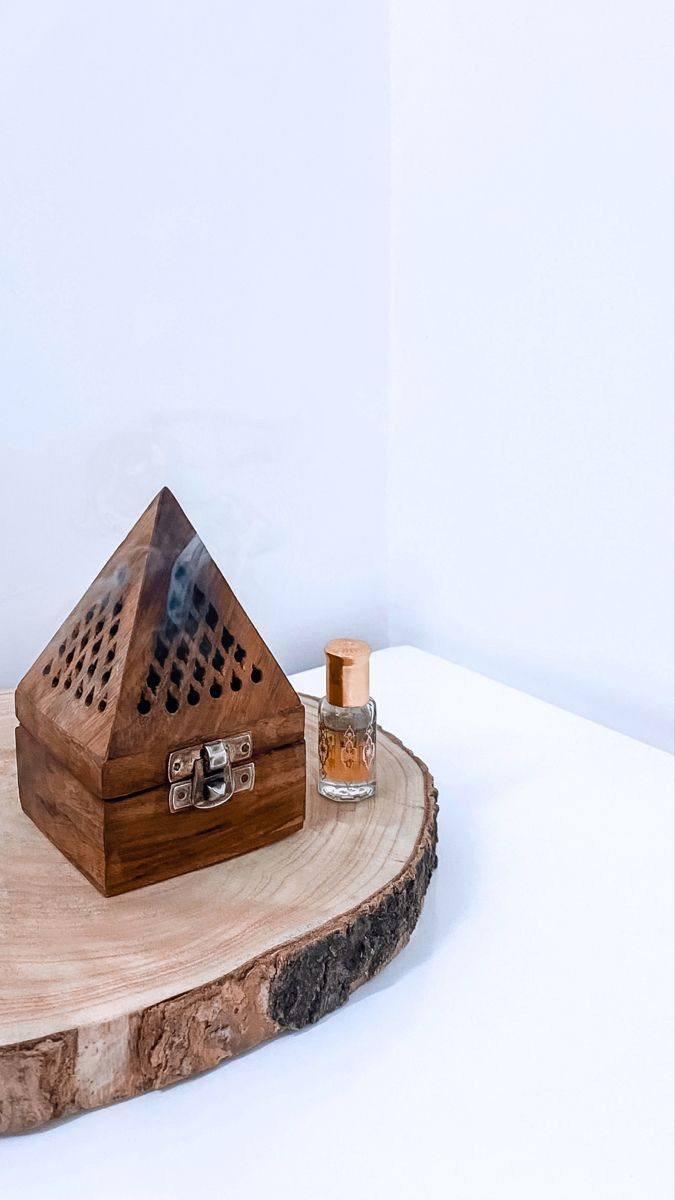 '' تبخري وخلي للعود هيبة '' 
المبخرة الخشبية المطلوبة دائما وميروح موديلها سبب جمالها وفخامتها ✨️
الحجم الصغير
السعر : ٥ ونص فقط
الكمية محدودة 
متوفر في 
Shine On 🔮 حيثُ للتألقِ عنوان 

 🌸 بوتيك شاين اون للاكسسوارات والعطور النسائية والرجالية 

اكسسوارات "نسائية ، رجالية " _ عطور _ ميك اب  _ حقائب - هدايا
المتجر مفتوح من الساعة 3 ظهرا ولغاية ال 11 ليلا

خدمة حجز الطلبات متوفرة طول اليوم وعلى مدار 24 ساعة

يتوفر خدمة تغليف الهدايا واختيار الهدية حسب الطلب ❤🌹🌺 

💥للحجز والاستفسار مراسلة الصفحة 📥
او الاتصال واتس اب
***********
—————————————-
💥توصيل لكافة انحاء العراق 🏎
خانقين 2000 دينار والمحافظات 5000 الاف دينار
موقع المحل : خانقين تولة فروش شارع السايدين
مقابل تربية كوردستان 
Khanaqin , Diyala , Iraq 📍
.
.
.
.
#تولة_فروش #reels #محل #خانقين #shine_on  حيثُ_للتألقِ_عنوان بوتيك_شاين_اون  مستلزمات_نسائية كوزمتك عطور ملابس اكسسوارات حقائب ترند العراق خانقين بوتيك هدايا
