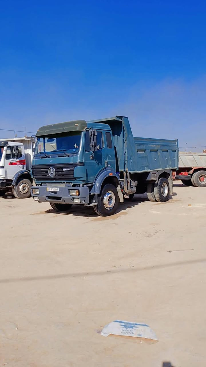 سلام عليكم كرواتي البيع
فرنسيه موديل 95 محنيه بدون باج بطن سبرنك أبو 4اكسل جيف تخم تاير أو ويل كروم ،،،***********
