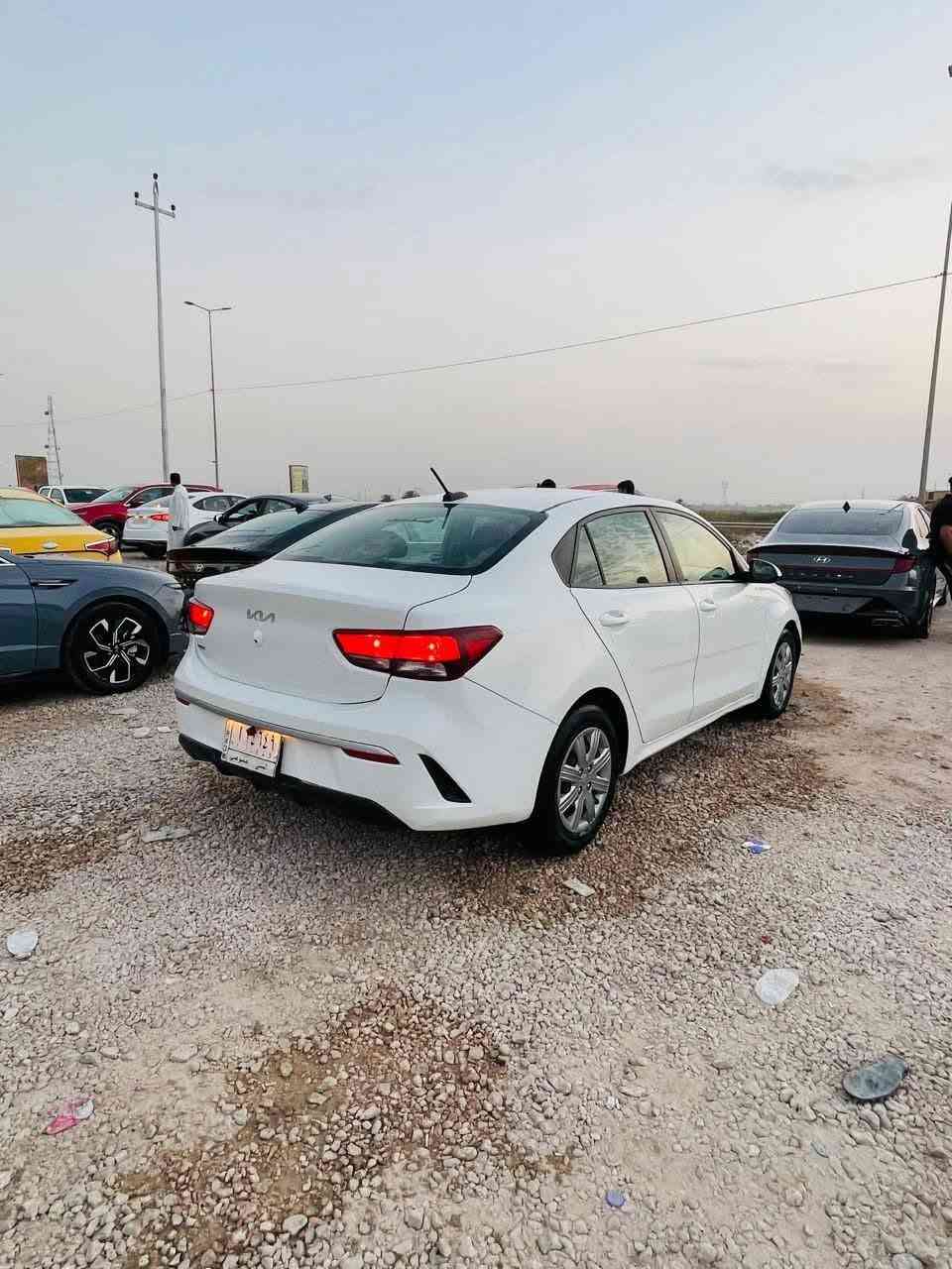 لبيع 
  كيا ريوا 2022
مرقم معوقين مثنئ وكاله عامه من المالك
الضرر تبديل جاملغ و بنيد
بدون عابر 
امحرك 1600دوش 
السعر 115$$وبيها مجال 
للاستفسار الأتصال آو مراسله واتساب 
*********** 
المثنى قضاء الرميثه
