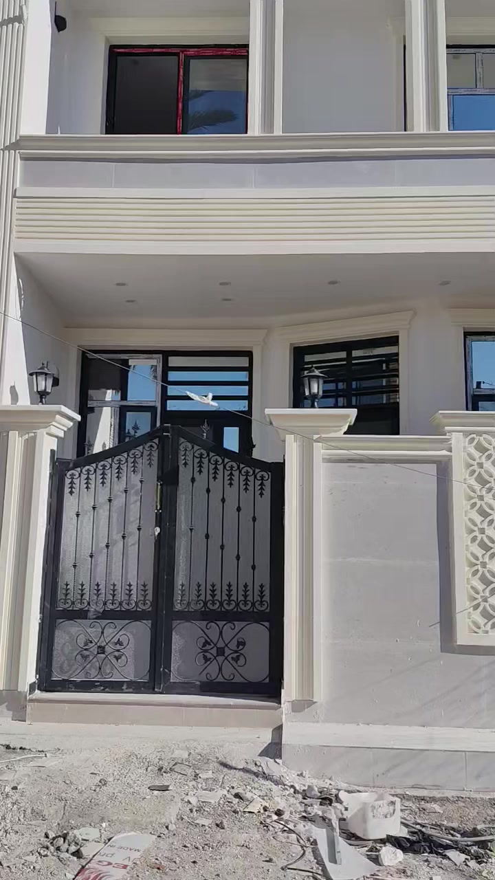 دار البيع بناء حديث درجه اوله مساحه ٧٨  مكون من ٣ غرف نوم
واجهته سته وربع ***********
