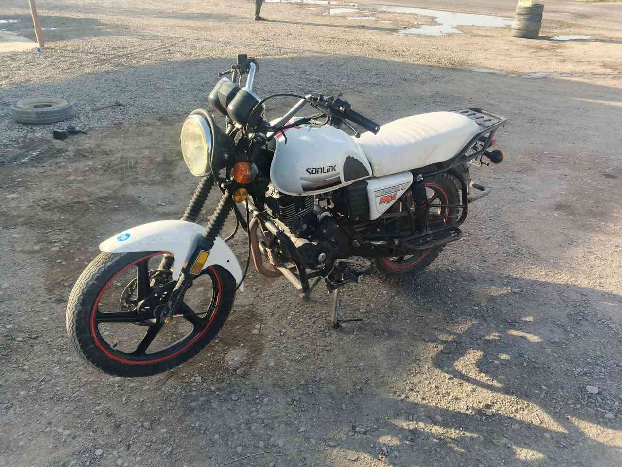 الان ياالله سلام عليكم دراجه ديوان كلاسك مديل 22ختم سونك دراجه حلوه خير من الله رايدلهه ملاحضات بسيطه كهربائيات كامله شغاله سلف هندر بس ورقه وحده السعر 650وبي مجال قليل الشراي مكان ديالى شهربان جسر مهروت الشراي يتصل على الرقم ***********
